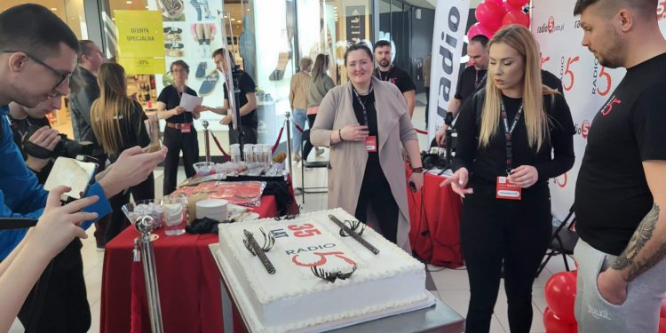 Messenger creation FFE52943 12C9 4438 B931 9E708155BAE6