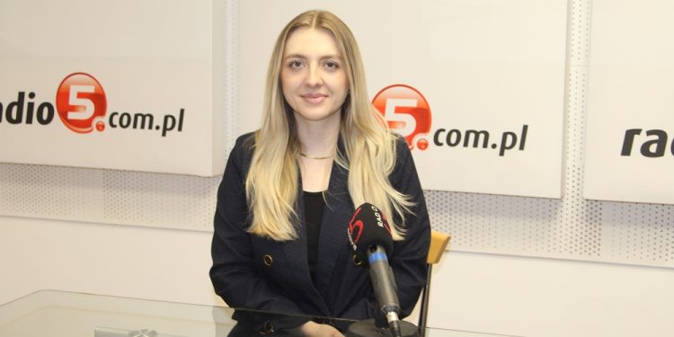 Do tej pory z fiskusem rozliczyło się 12 tys. osób 1 US na str