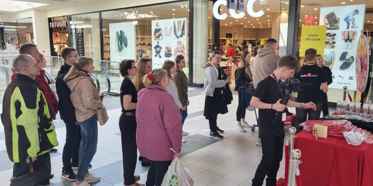 ad9dc5b4 3cb2 42aa bc16 d59016dee8e2