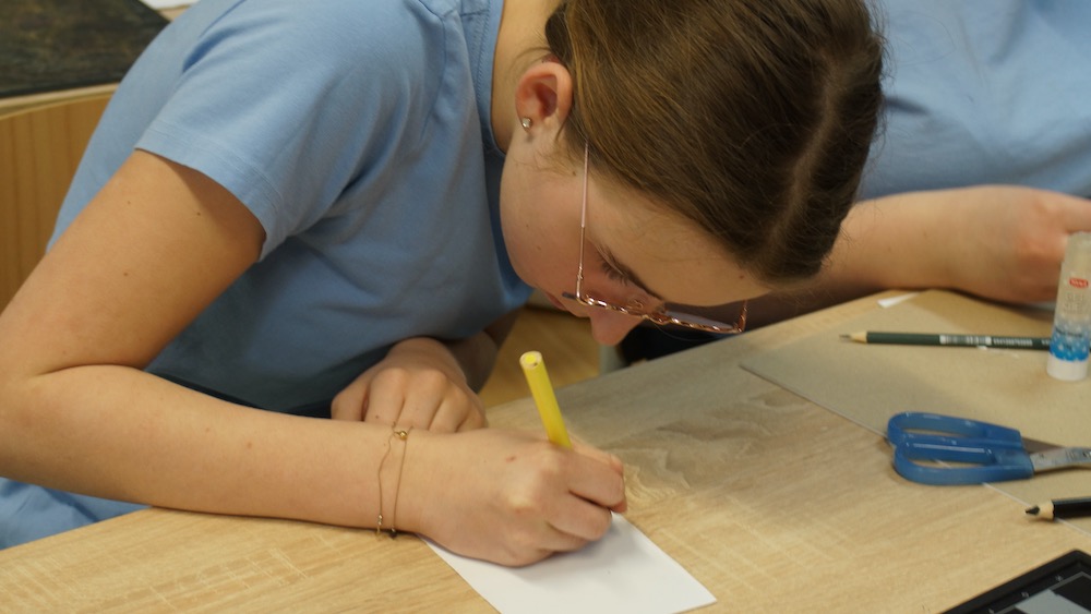 Baśniowa superprodukcja powstaje w SP7 4 alicja w sp7 4