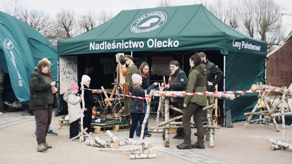 Na placu Jana Pawła II wyrosło leśne miasteczko 5 dzien lasu 4