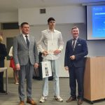 e4e998c3 7112 4082 b5f3 120e854d7a3d