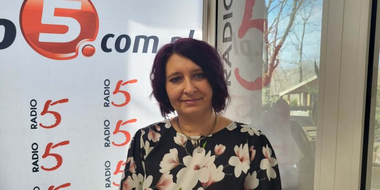 f1cb6d4a 23e5 41c7 8ec5 d886bef8f422 1