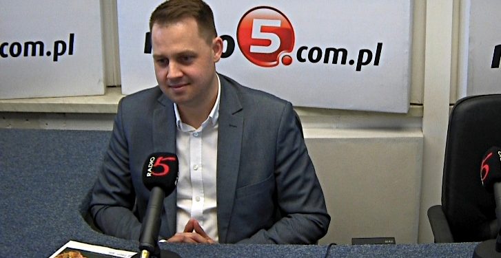 miniaturka gosc 2 dwa drugi the second