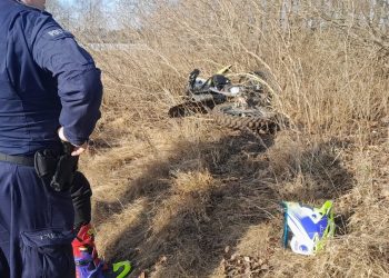 Uciekał przed policjantami. Ukrywał się w krzakach 2 Fot. KPP Ełk