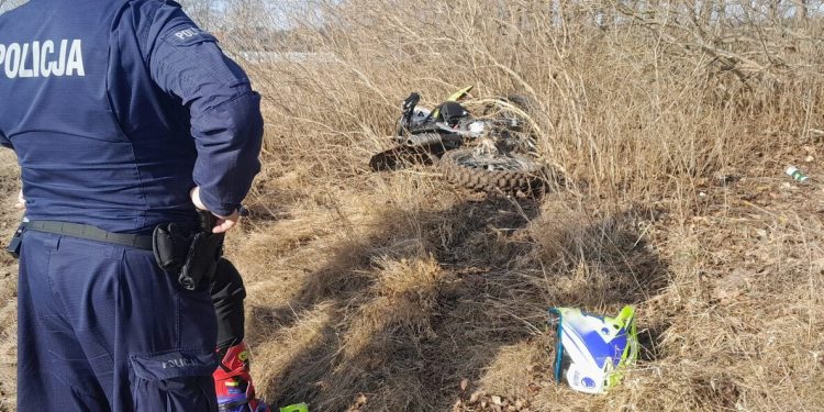Uciekał przed policjantami. Ukrywał się w krzakach 1 Fot. KPP Ełk