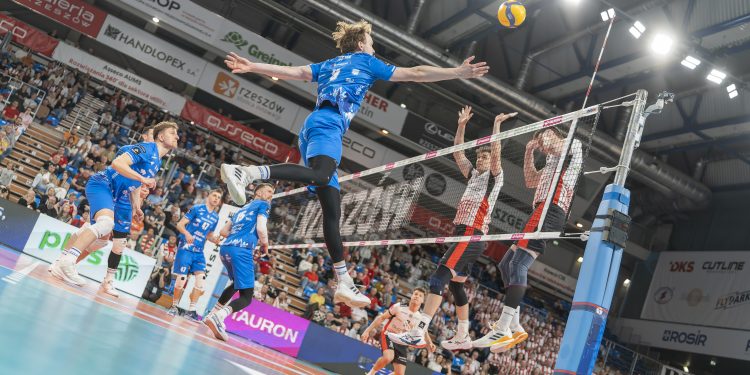 Porażka Ślepska na zakończenie sezonu 1 źródło: Ślepsk Malow Suwałki