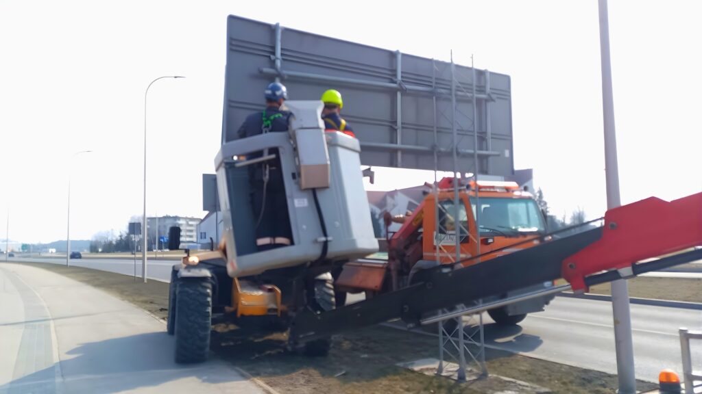 Suwałki dostosowują oznakowanie do Trasy Wschodniej 2 wymiana oznakowania 1 1024x576 1