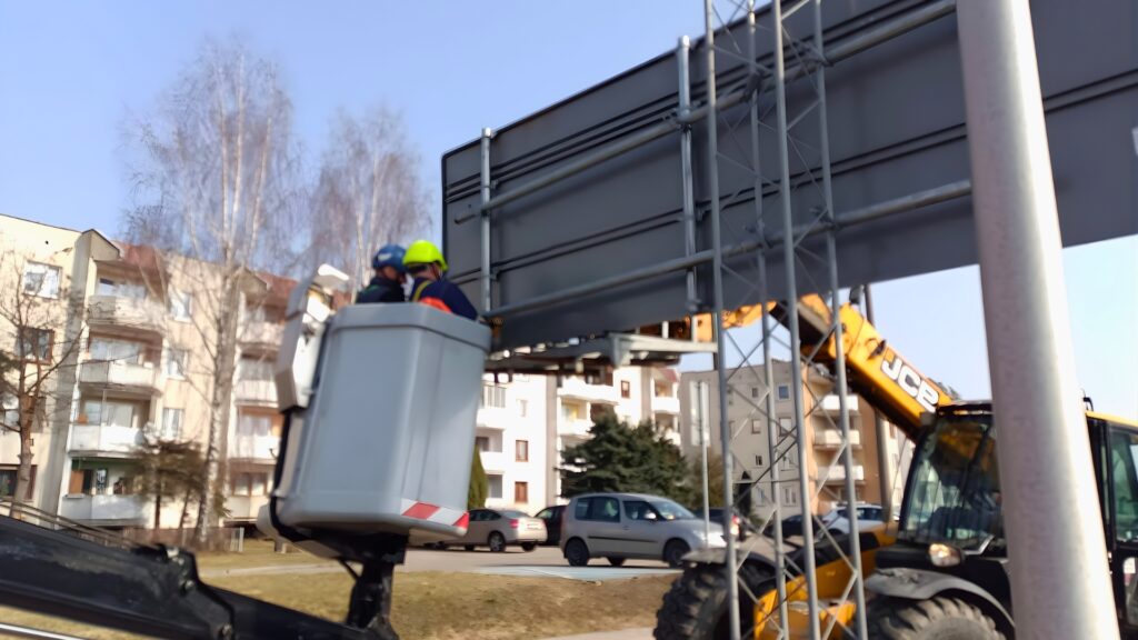 Suwałki dostosowują oznakowanie do Trasy Wschodniej 3 wymiana oznakowania 2 1024x576 1