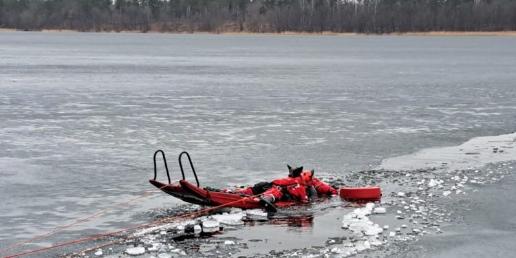 zdj. Komenda Powiatowa Państwowej Straży Pożarnej w Olecku