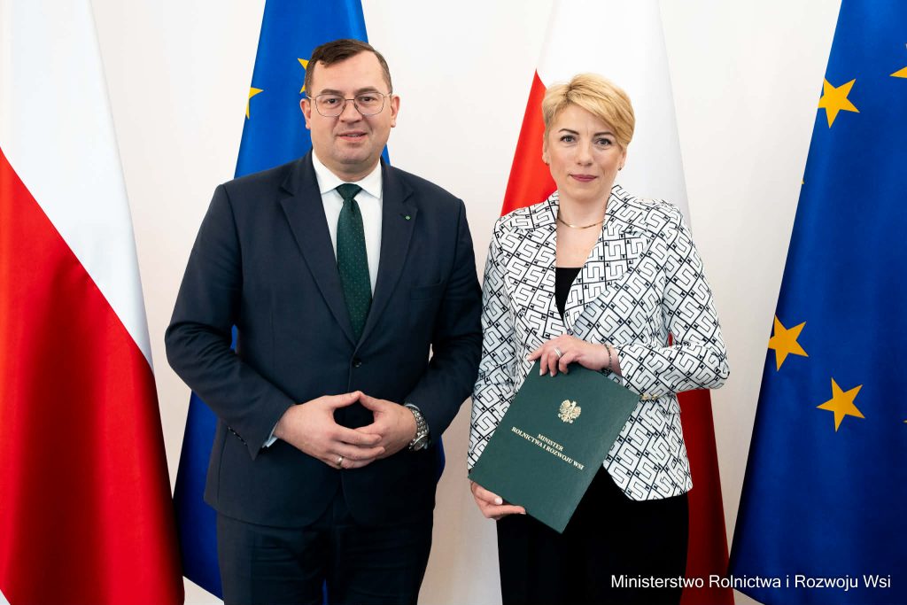 0403bd4a 9ced 4149 bc77 b2f8da427cef