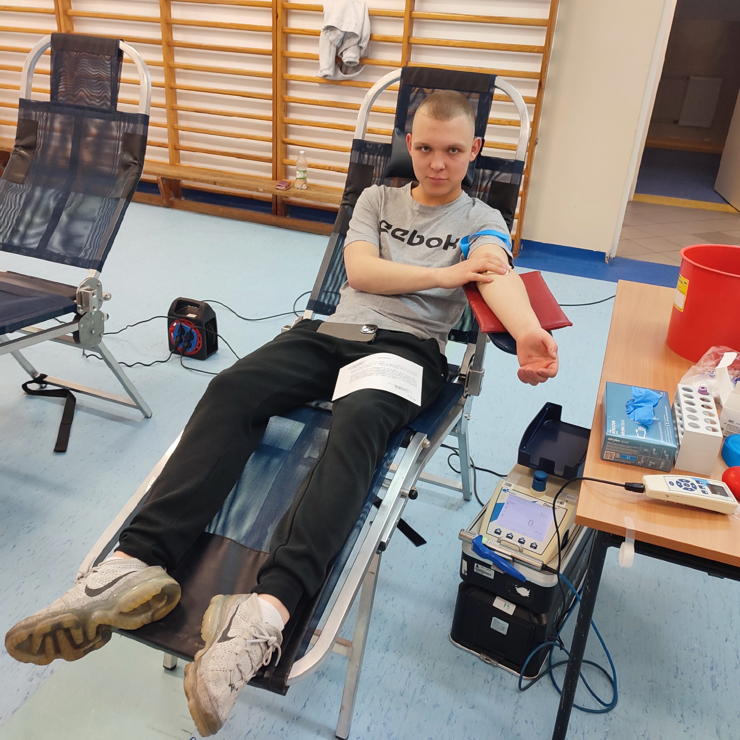 Zebrali kilkanaście litrów krwi. Udana akcja ełckiego Mechaniaka 6 1775634642828 scaled