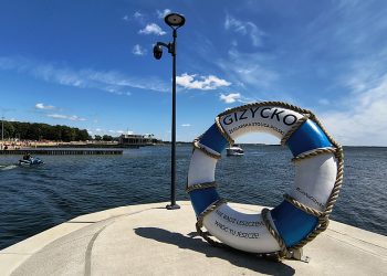 Gizycko lato plaza jezioro