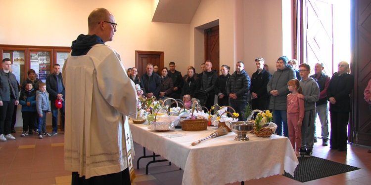 Tradycyjne święcenie pokarmów w Wielką Sobotę 1 Image1