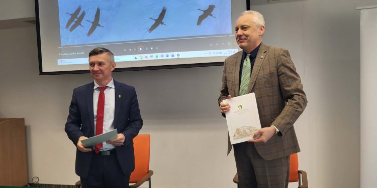 a107b204 2c5a 4145 8af5 76e88fcf8da0