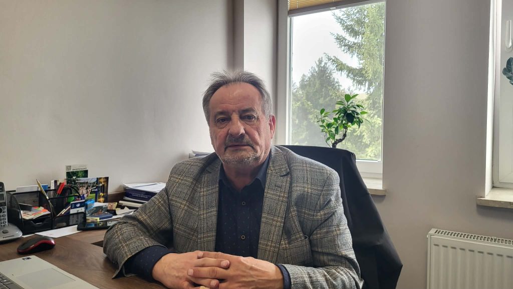 c8463897 3e45 493e 8494 3dc11ba72fea