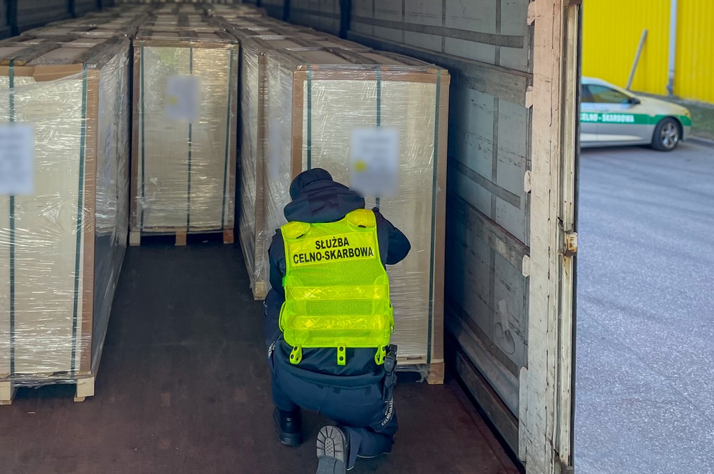 Niemal 4 mln podrobionych opakowań zatrzymanych w Budzisku 4 f8489348 cb8c 4d02 a878 210db70ce602