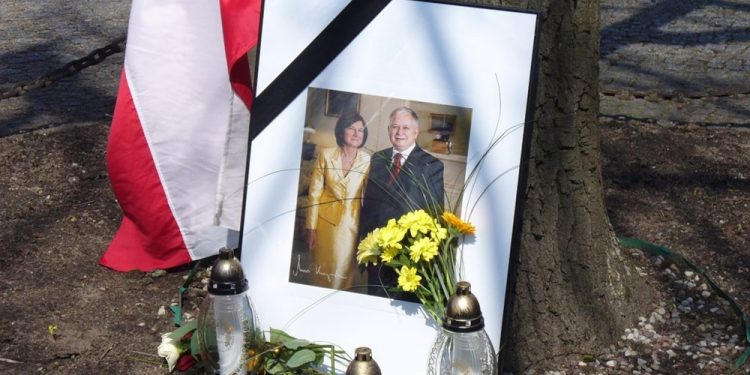 Dziś (10.04.26) mija 16 lat od katastrofy prezydenckiego samolotu w Smoleńsku 1 para prezydencka 750x375 1