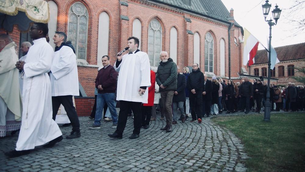 Zmartwychwstanie to fundament. Wielkanocne uroczystości w Ełku 6 rezurekcjaelk2026 5