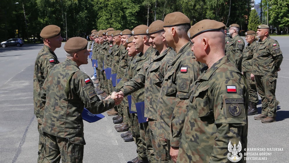 Terytorialsi oddali hołd weteranom 3 1 3