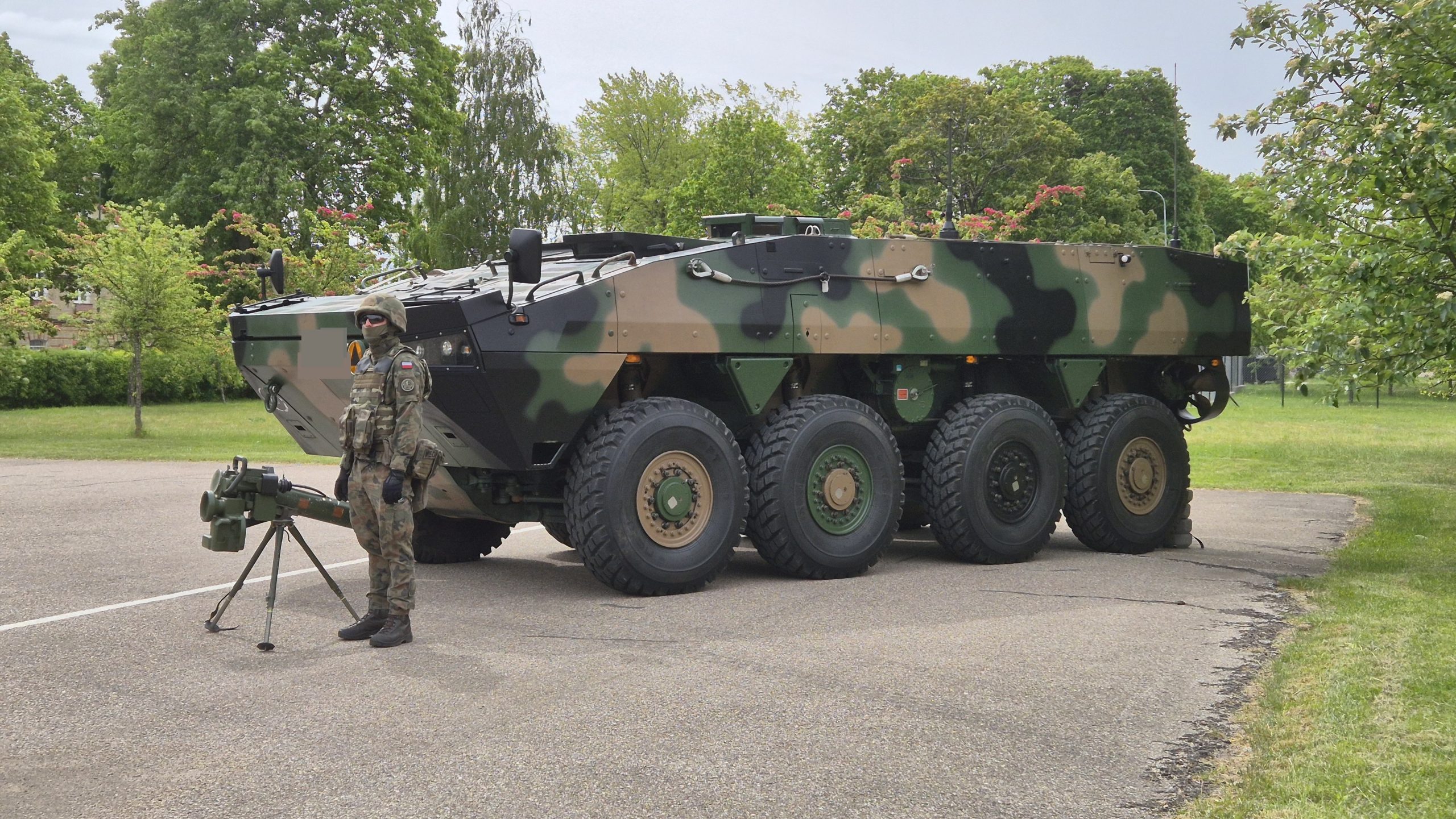 Pułkownik Saturnin Skindzier objął dowództwo nad 14. Suwalskim Pułkiem Przeciwpancernym 14 20260529 100939 scaled