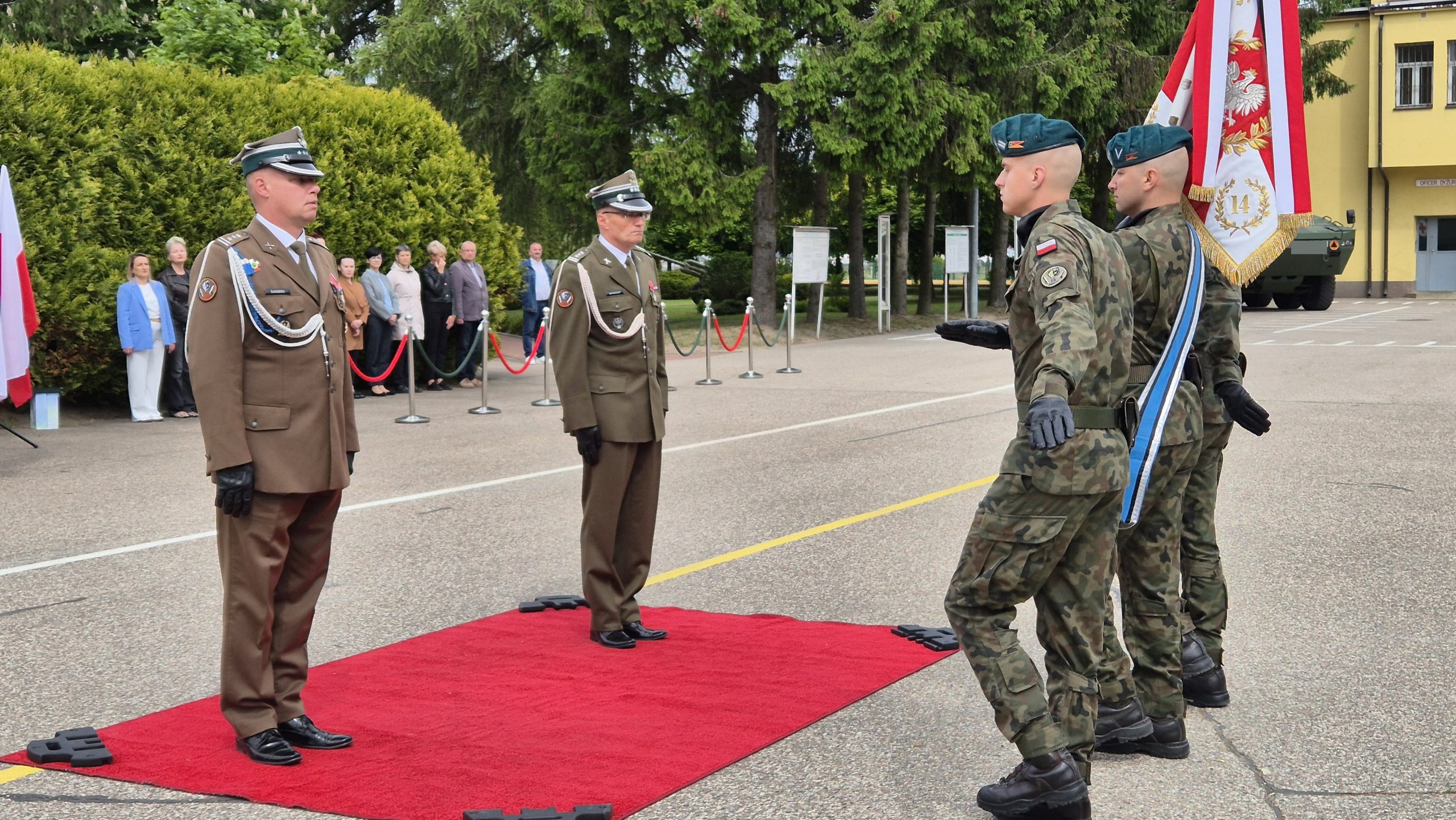 Pułkownik Saturnin Skindzier objął dowództwo nad 14. Suwalskim Pułkiem Przeciwpancernym 21 20260529 102009 scaled