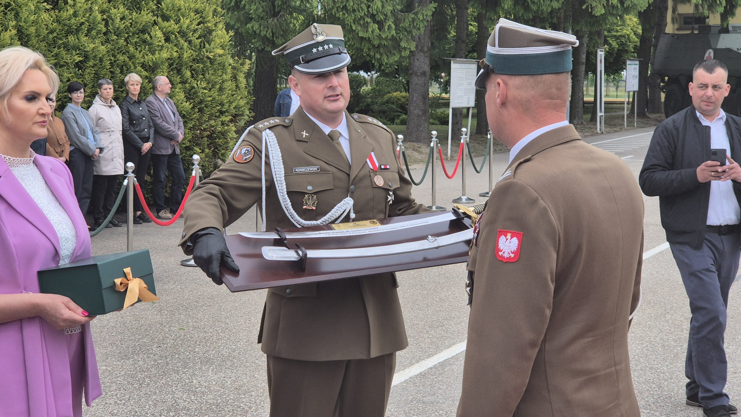 Pułkownik Saturnin Skindzier objął dowództwo nad 14. Suwalskim Pułkiem Przeciwpancernym 73 20260529 103351 scaled