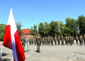 Terytorialsi oddali hołd weteranom 14 zdj. 4W-MBOT