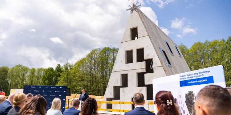 Uroczystość wmurowania kamienia węgielnego w Okopach 1 UMWP