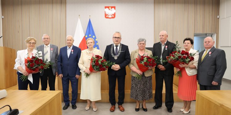 Pół wieku razem 1 źródło: UM Augustów