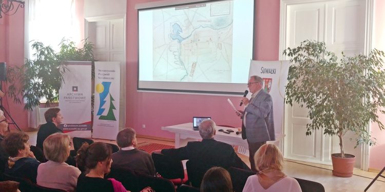 Opowiadali o tajemnicach ulicy Kosciuszki 5