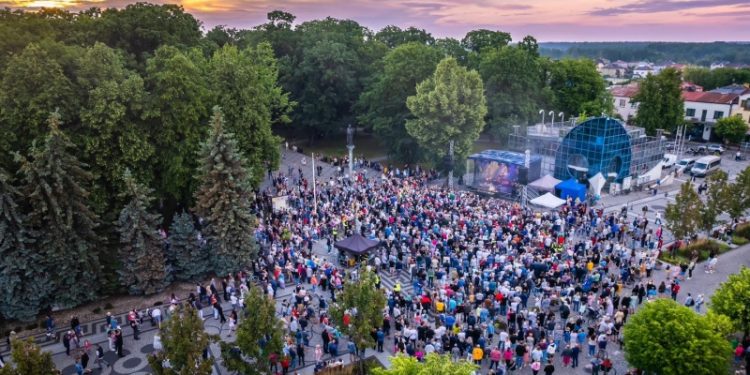 Grubson i LemON na Dniach Augustowa 1 Źródło: UM Augustów