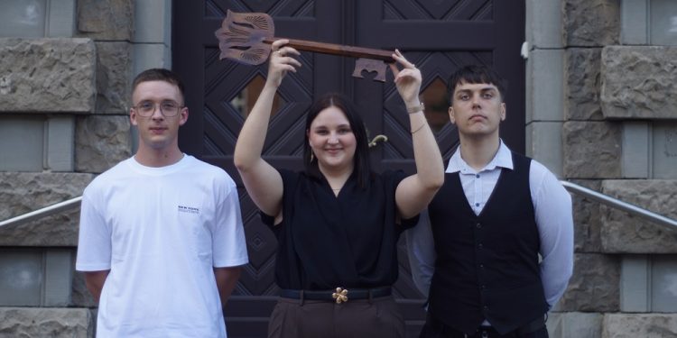 Władzę nad miastem przejęli studenci. To początek juwenaliów 1 juwenalia Ełk 2026