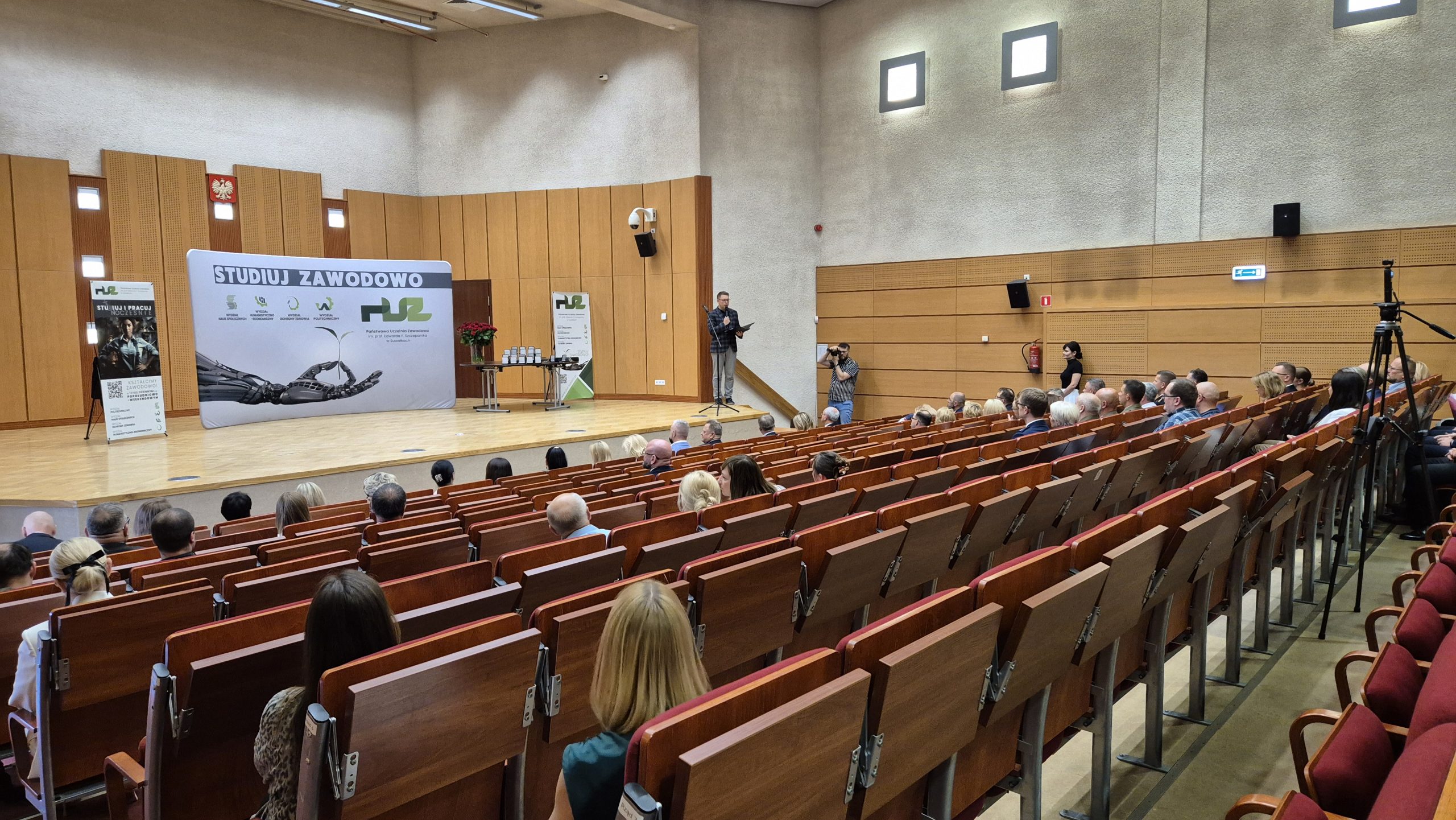 Medale dla przyjaciół suwalskiej uczelni 14 20260624 113245 scaled