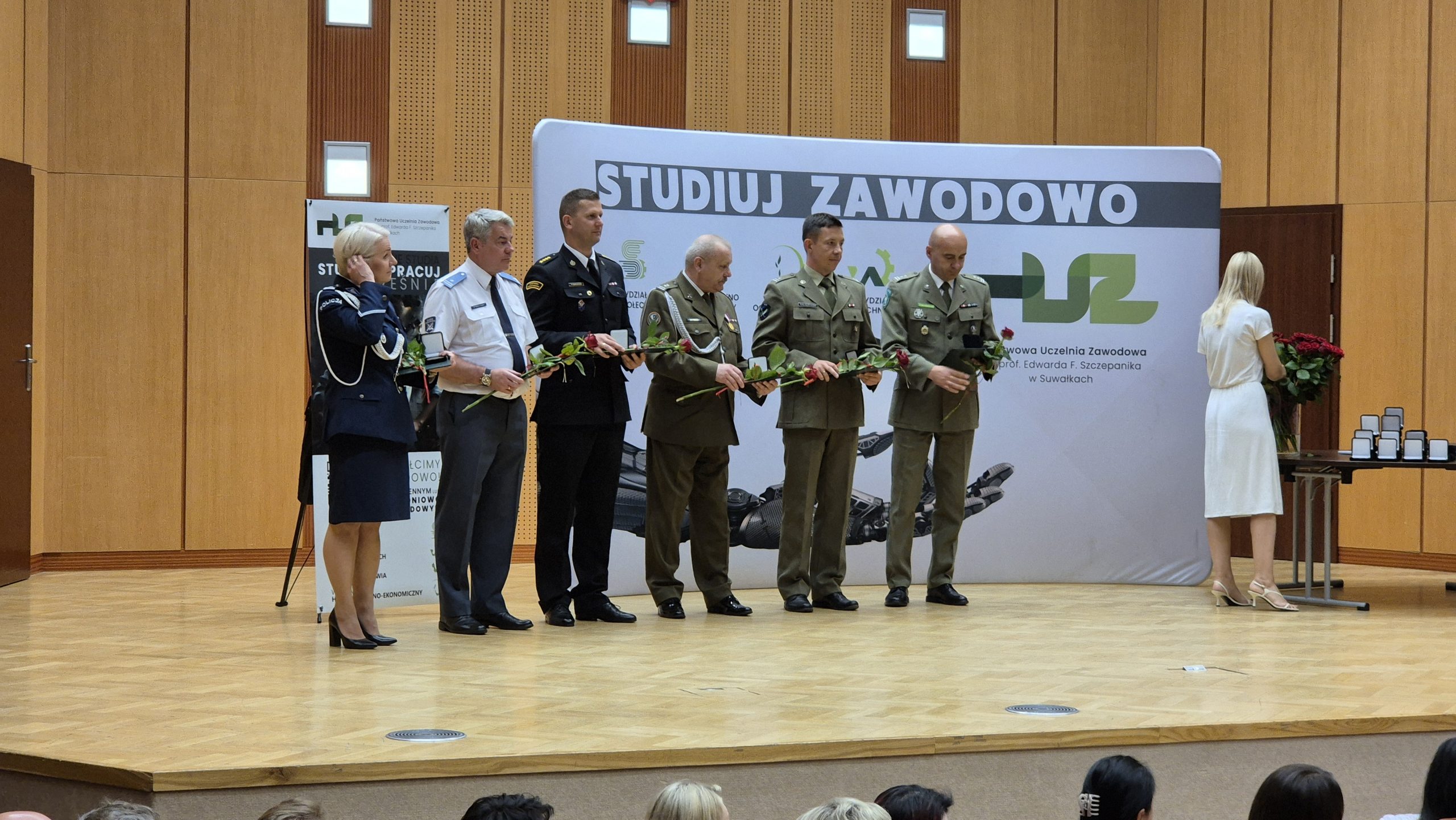 Medale dla przyjaciół suwalskiej uczelni 4 20260624 120031 scaled