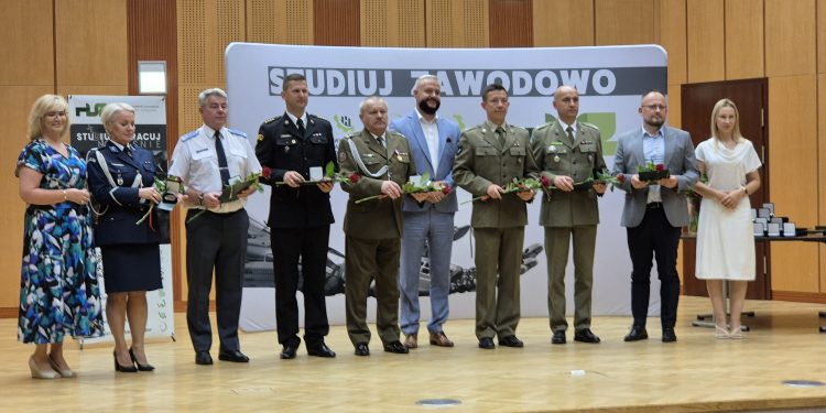 Medale dla przyjaciół suwalskiej uczelni 1 20260624 120143