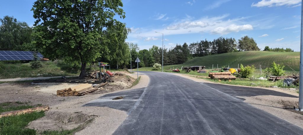 Przebudowa drogi w Czerwonym Folwarku zakończona 6 717248188 1031979792539954 2880140958118971320 n