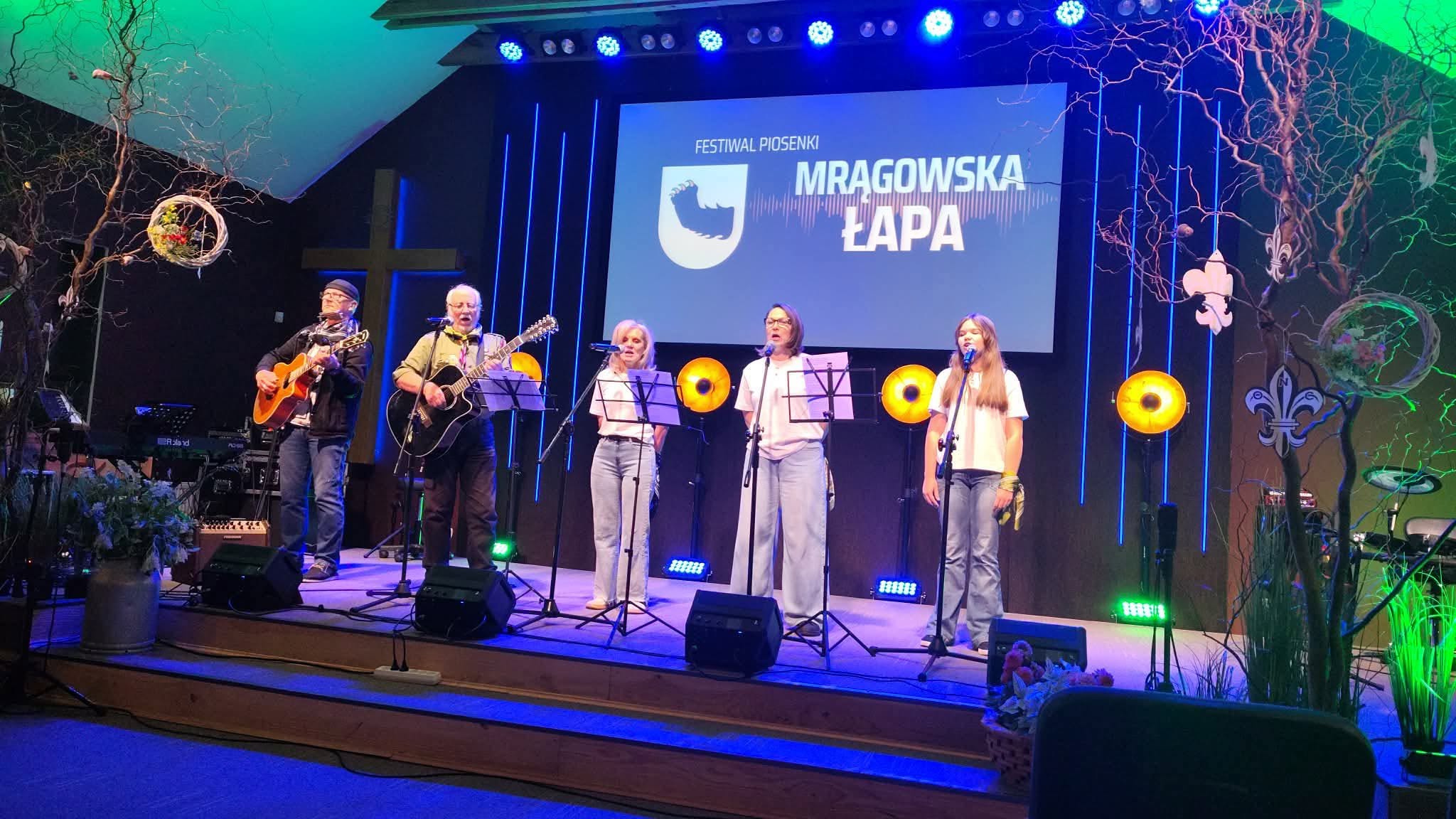 Suwalczanie z nagrodami w Mrągowie 3 721266174 10232152982703568 547345503233073195 n 1