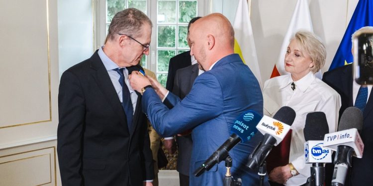 Andrzej Poczobut wyróżniony Odznaką Honorową Województwa Podlaskiego 1 722163715 973546465548897 1404629640508887920 n