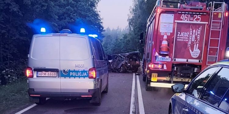 Stracił panowanie nad samochodem 1 OSP GIby