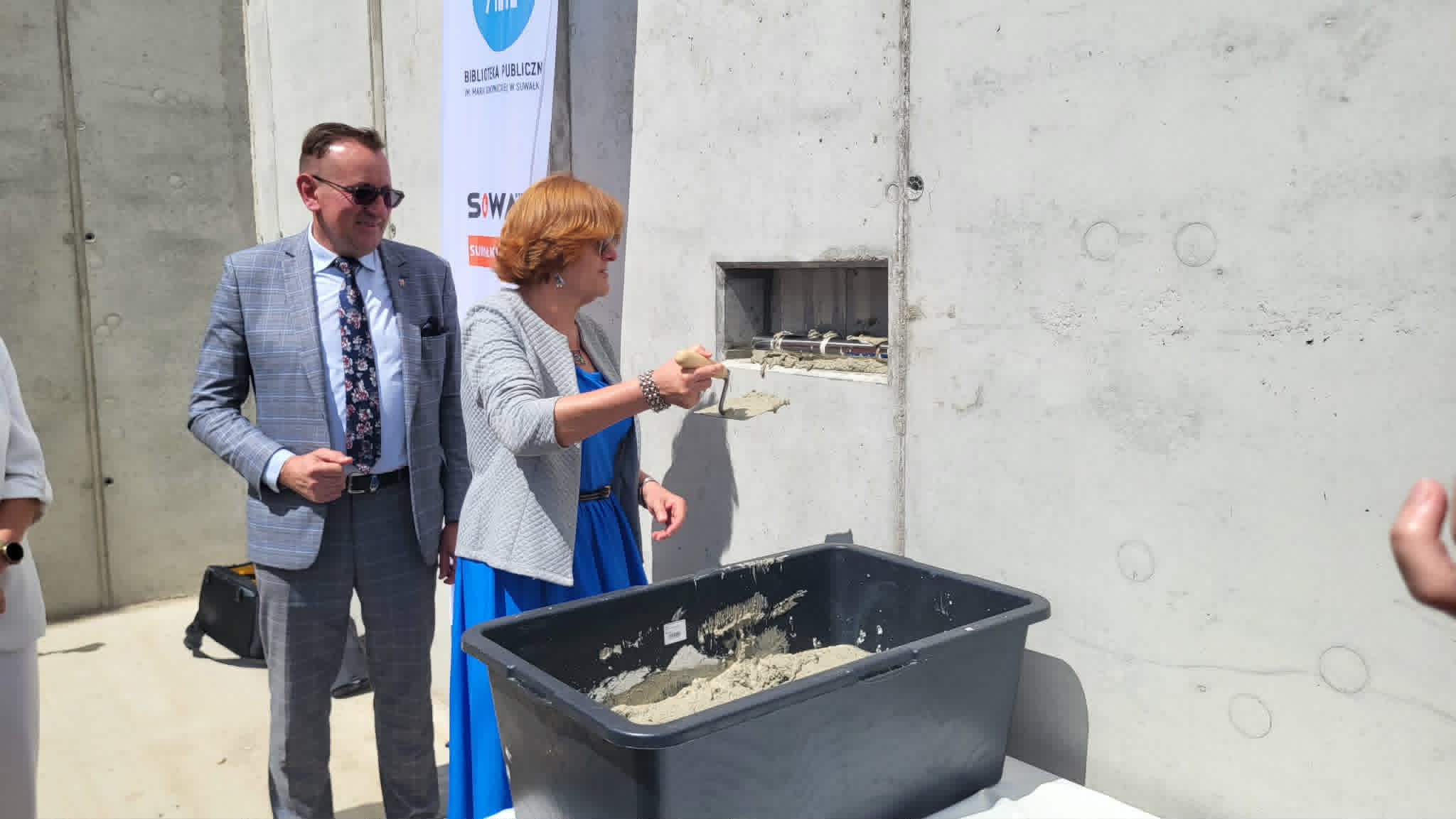 Akt erekcyjny pod budowę suwalskiej Mediateki wmurowany 20 9183913e 3386 42ae 8fd3 68fdc4c1383c