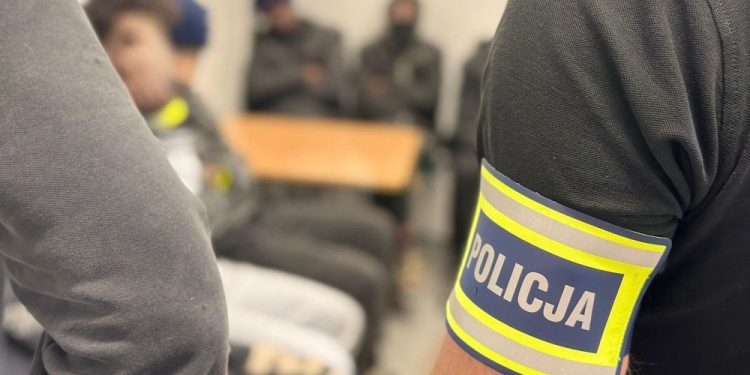 Grupa 21 obcokrajowców w powiecie sejneńskim 1 KPP Sejny