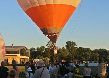 Wystartowala Suwalska Fiesta Balonowa 10