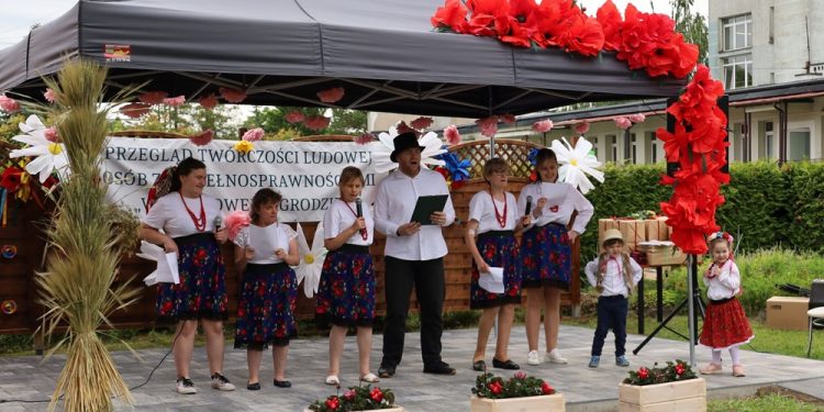 Integracja, wymiana doświadczeń i dobra zabawa 1 zdj. Stowarzyszenie W Drodze