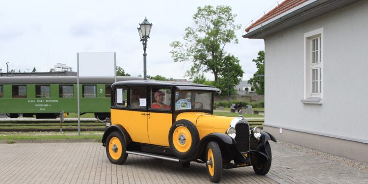 Perełki motoryzacji zaparkują w sobotę na placu Jana Pawła II 1 a1 1