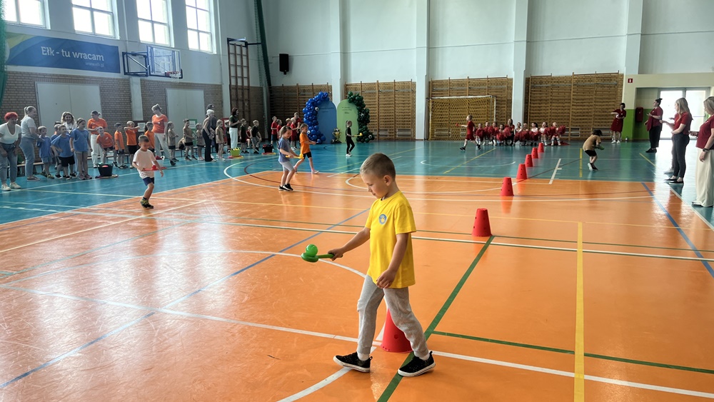 Dzieci rywalizowały w "przedszkoliadzie" 3 a2