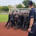 Wspólne ćwiczenia policjantów na ełckim stadionie 23 zdj. KPP w Ełku