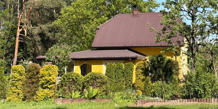 Własny dom na weekendowe wyjazdy – czy to dobra inwestycja? 1 radio5.com .pl1111