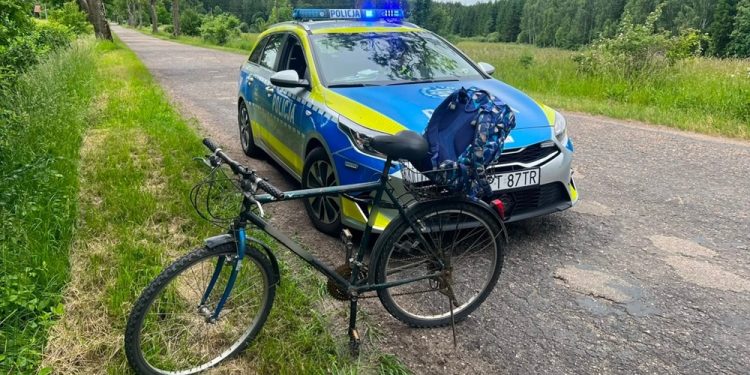 Wydmuchał 4 promile, zmienił rower i spotkał tych samych policjantów 1 Fot. FB: KPP Węgorzewo