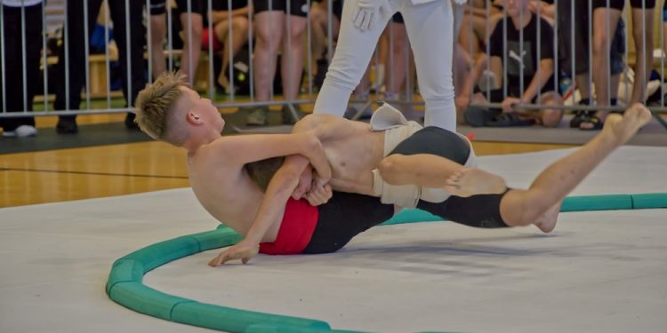 Doskonały wynik Ełczan w Mistrzostwach Polski Młodzików w Sumo 1 zdj. KLUB JUDO SHAMO EŁK